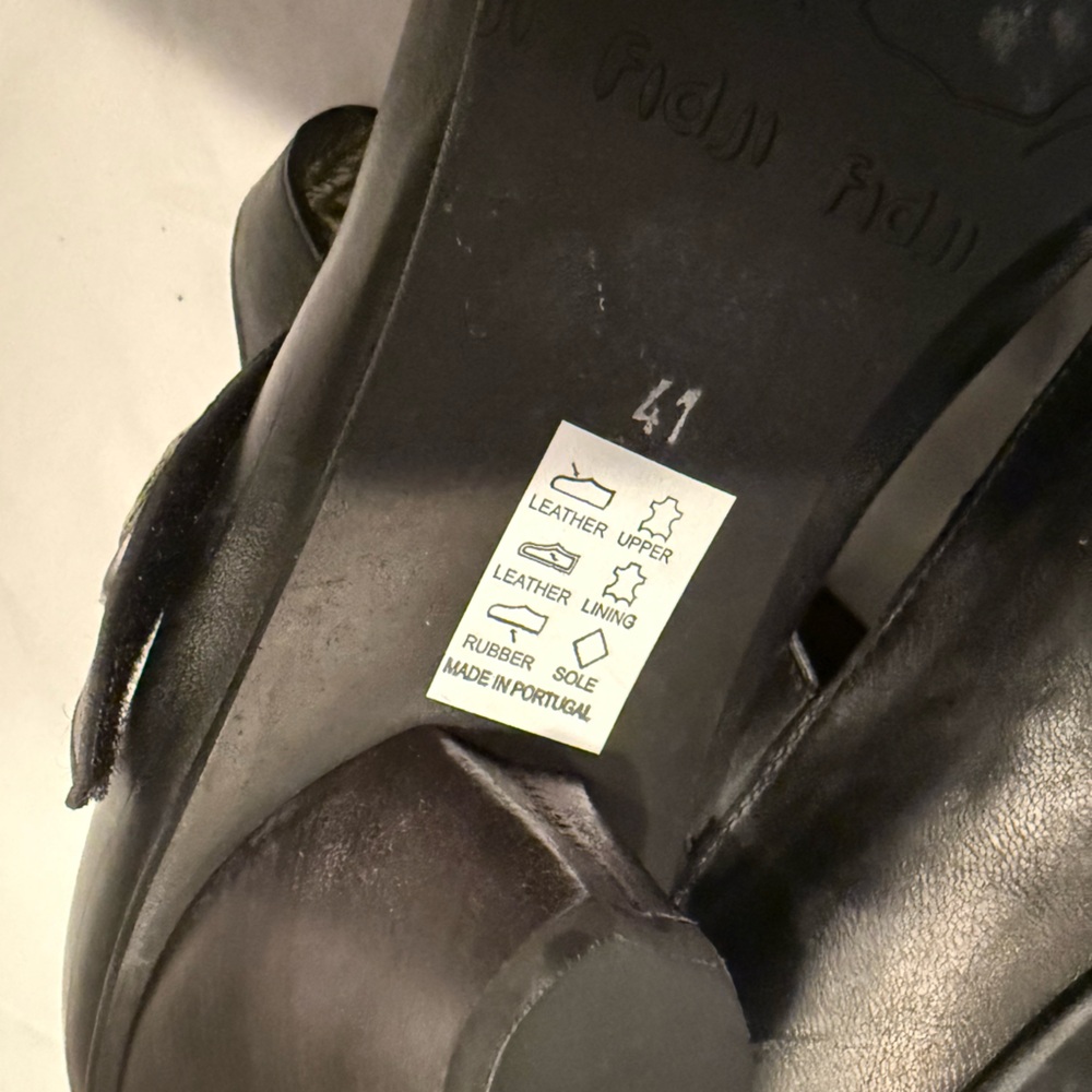 Fidji Black Leather Heels - Picture 10 of 10